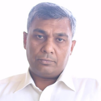 Consultant Psychiatrist - Dr Manish Tomar's story, professional experience and links.