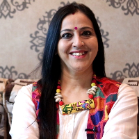 Healer - Priya Bhalla's story, professional experience and links.